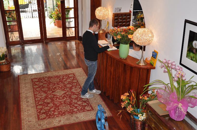 Boutique Hotel Casa Foch キト エクステリア 写真