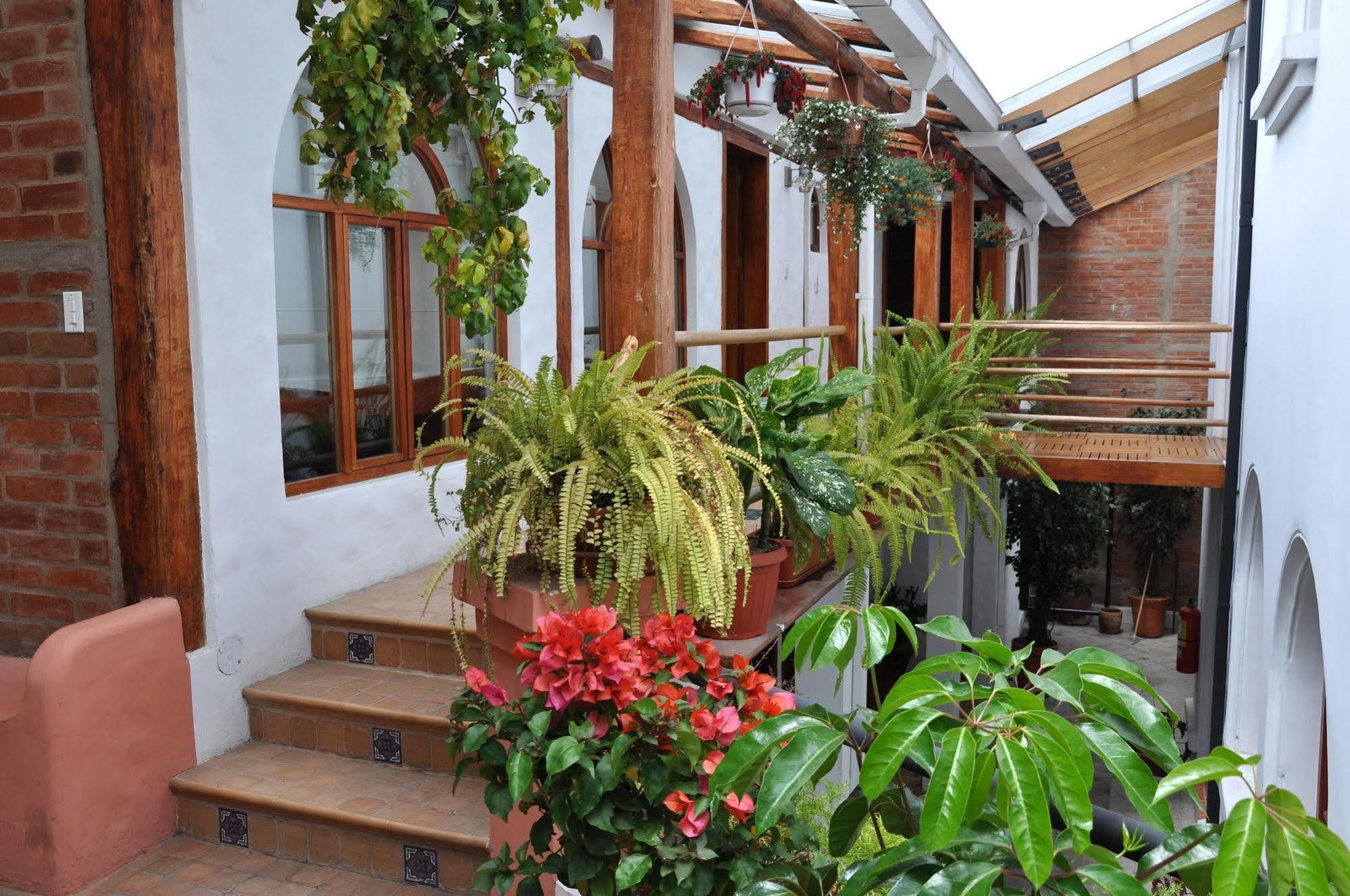 Boutique Hotel Casa Foch キト エクステリア 写真