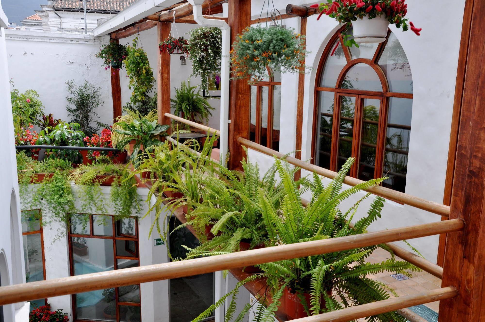Boutique Hotel Casa Foch キト エクステリア 写真