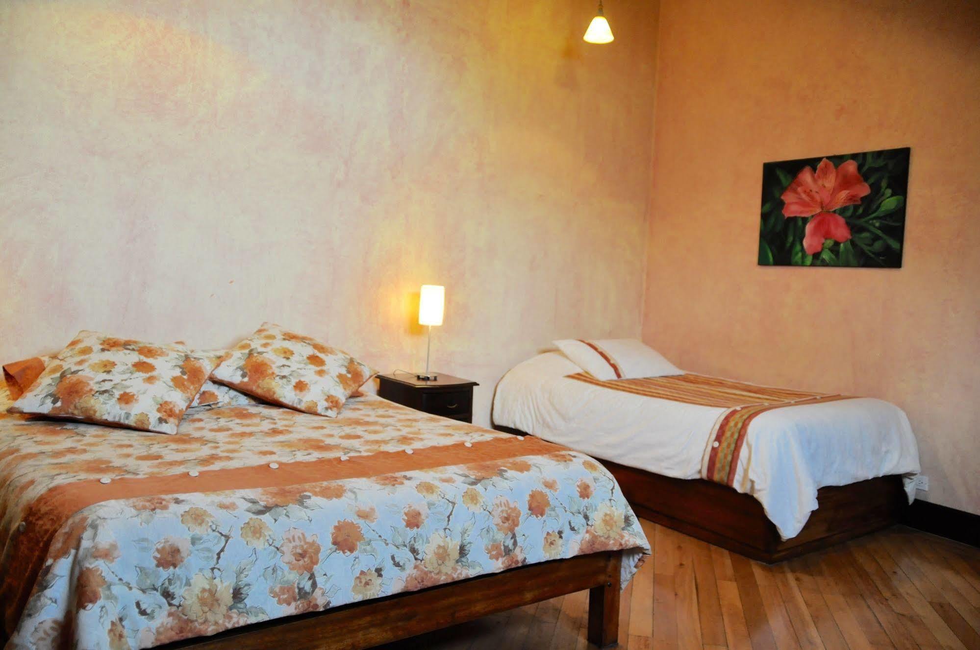 Boutique Hotel Casa Foch キト エクステリア 写真