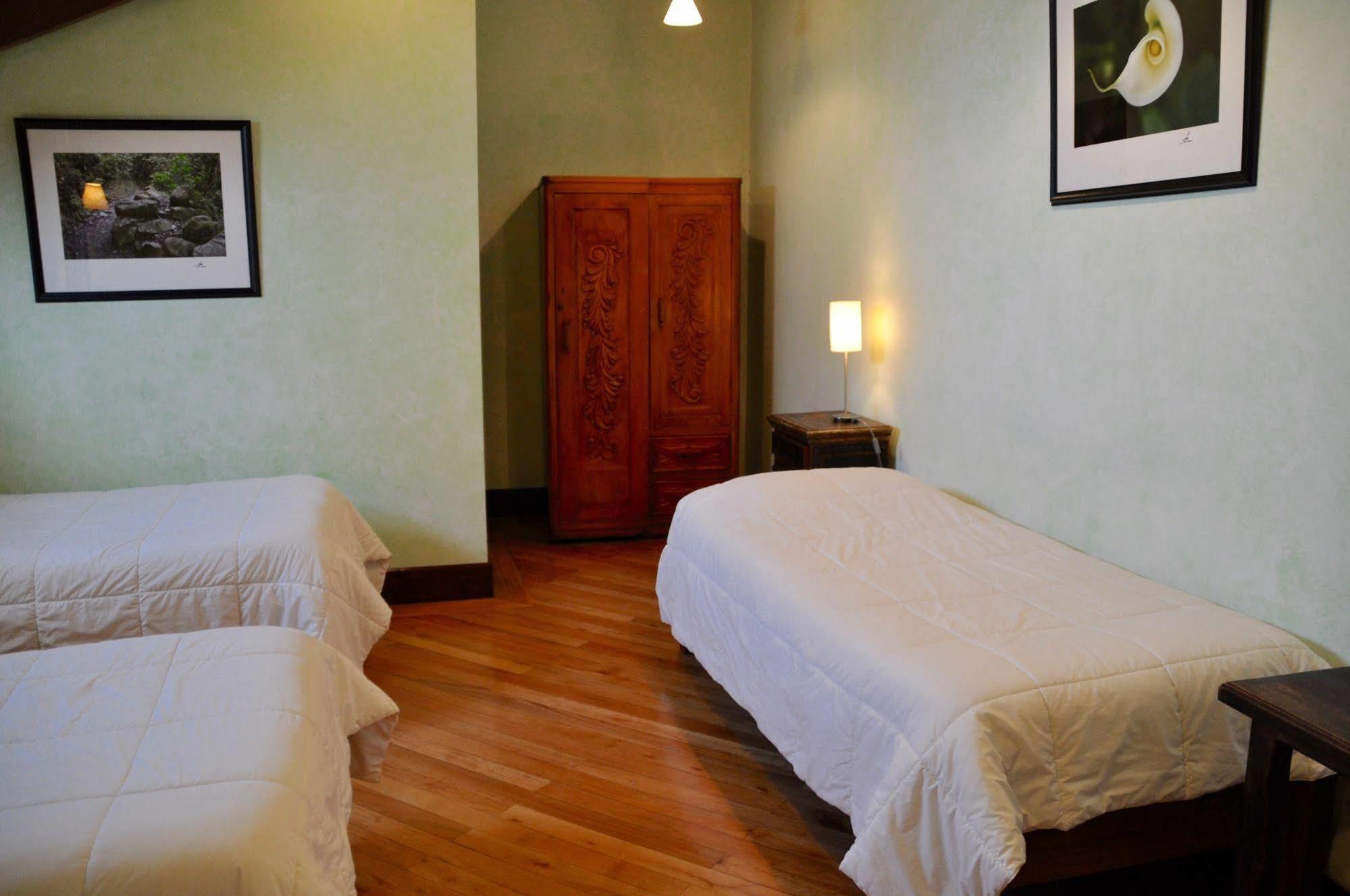 Boutique Hotel Casa Foch キト エクステリア 写真